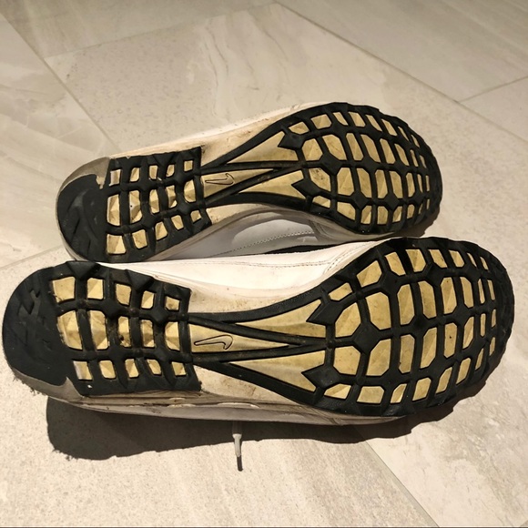 Nike Running Shoes - Picture 6 of 6